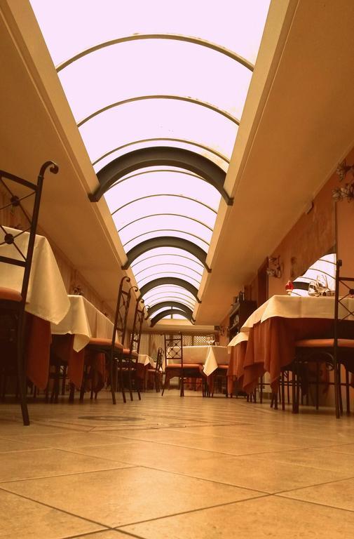 Hotel De Paris Terni Buitenkant foto