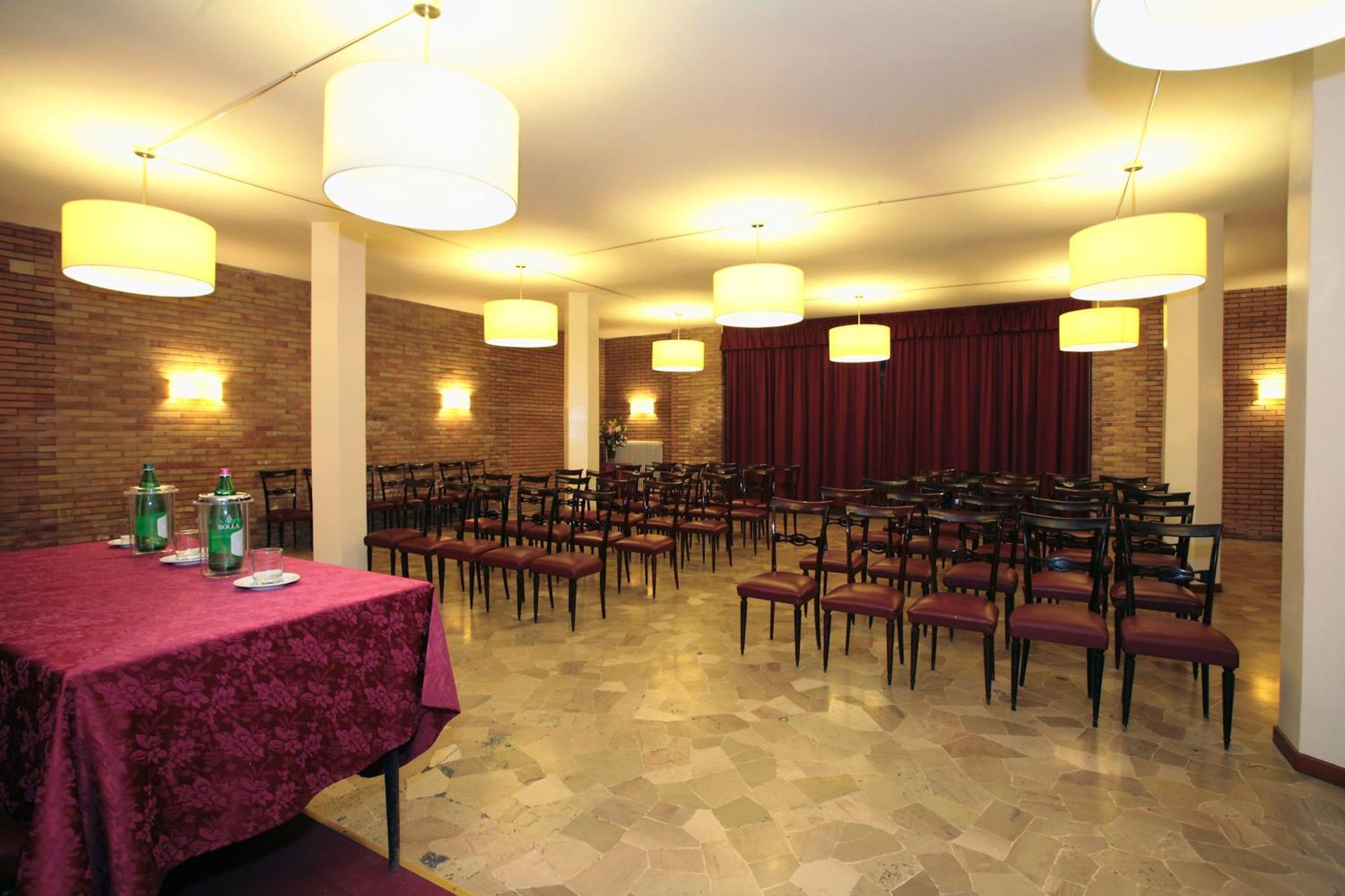Hotel De Paris Terni Buitenkant foto