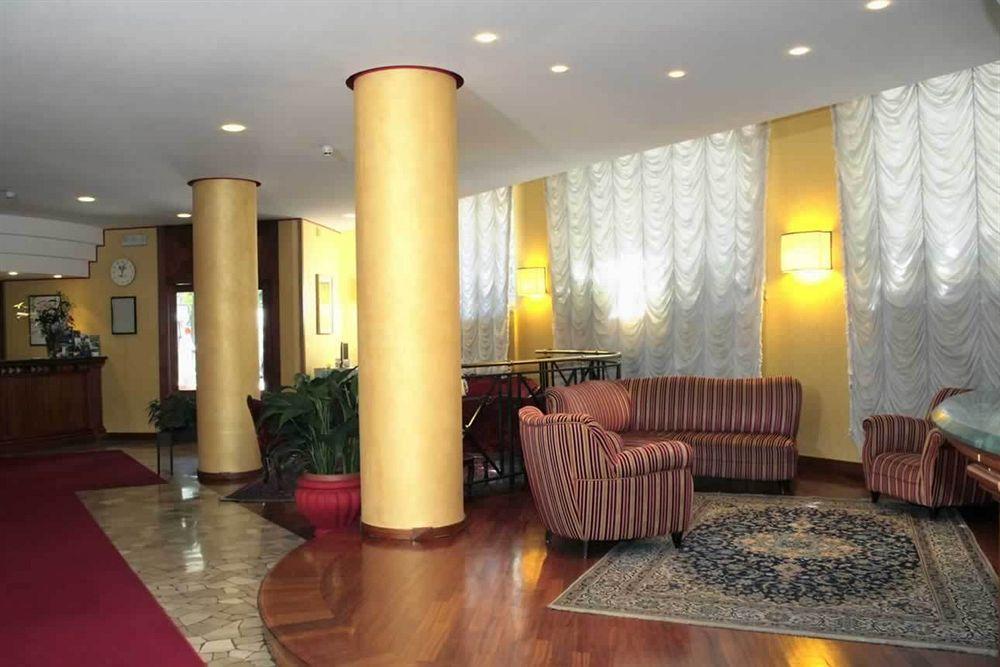 Hotel De Paris Terni Buitenkant foto