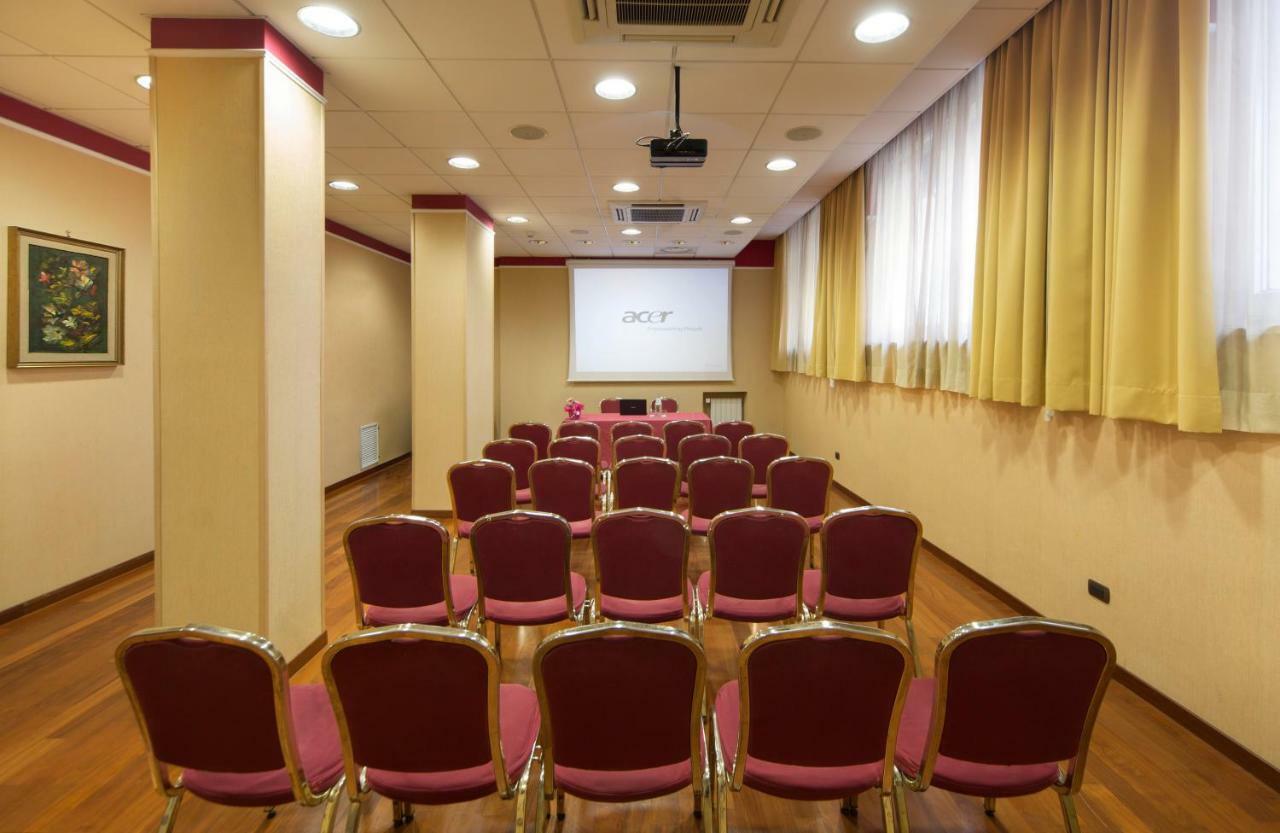 Hotel De Paris Terni Buitenkant foto